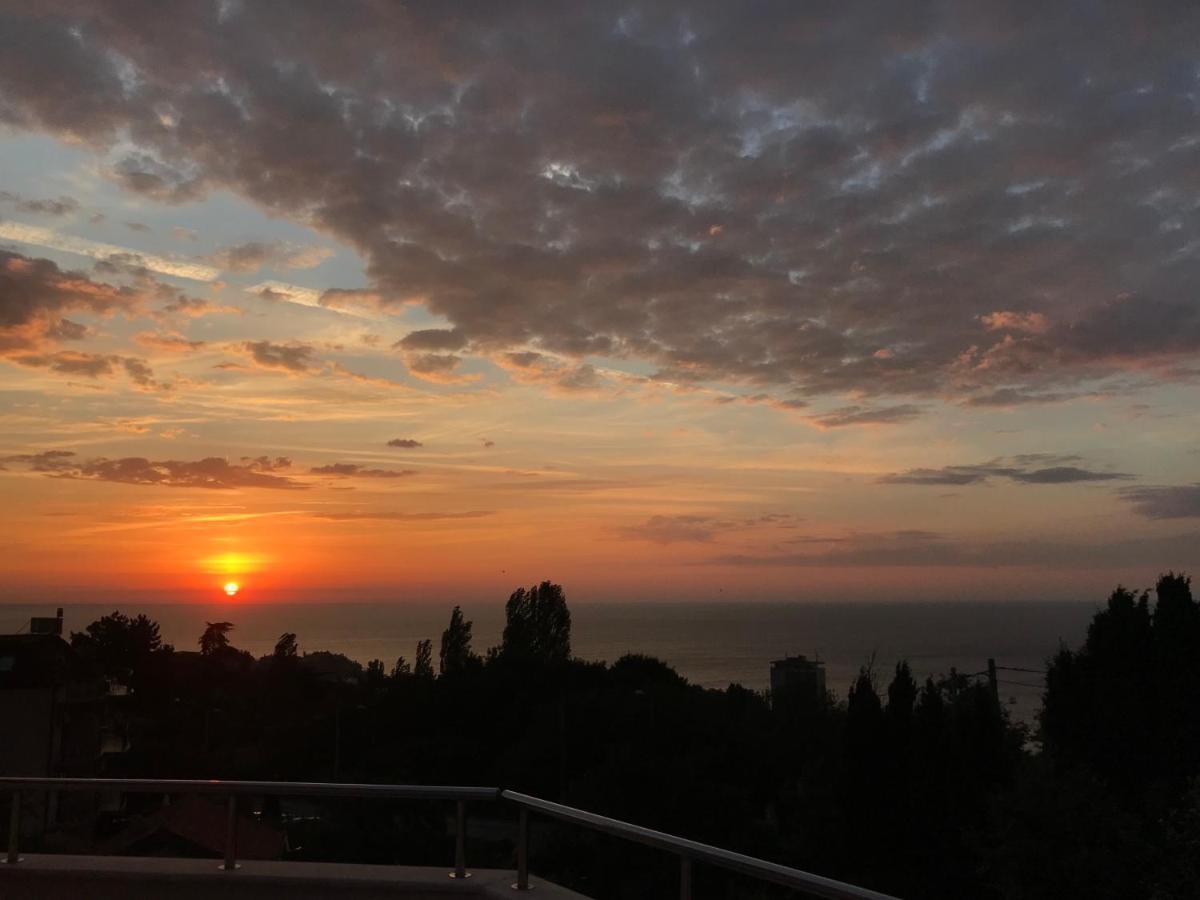 Къща За Гости Slav Hotel Varna Bagian luar foto