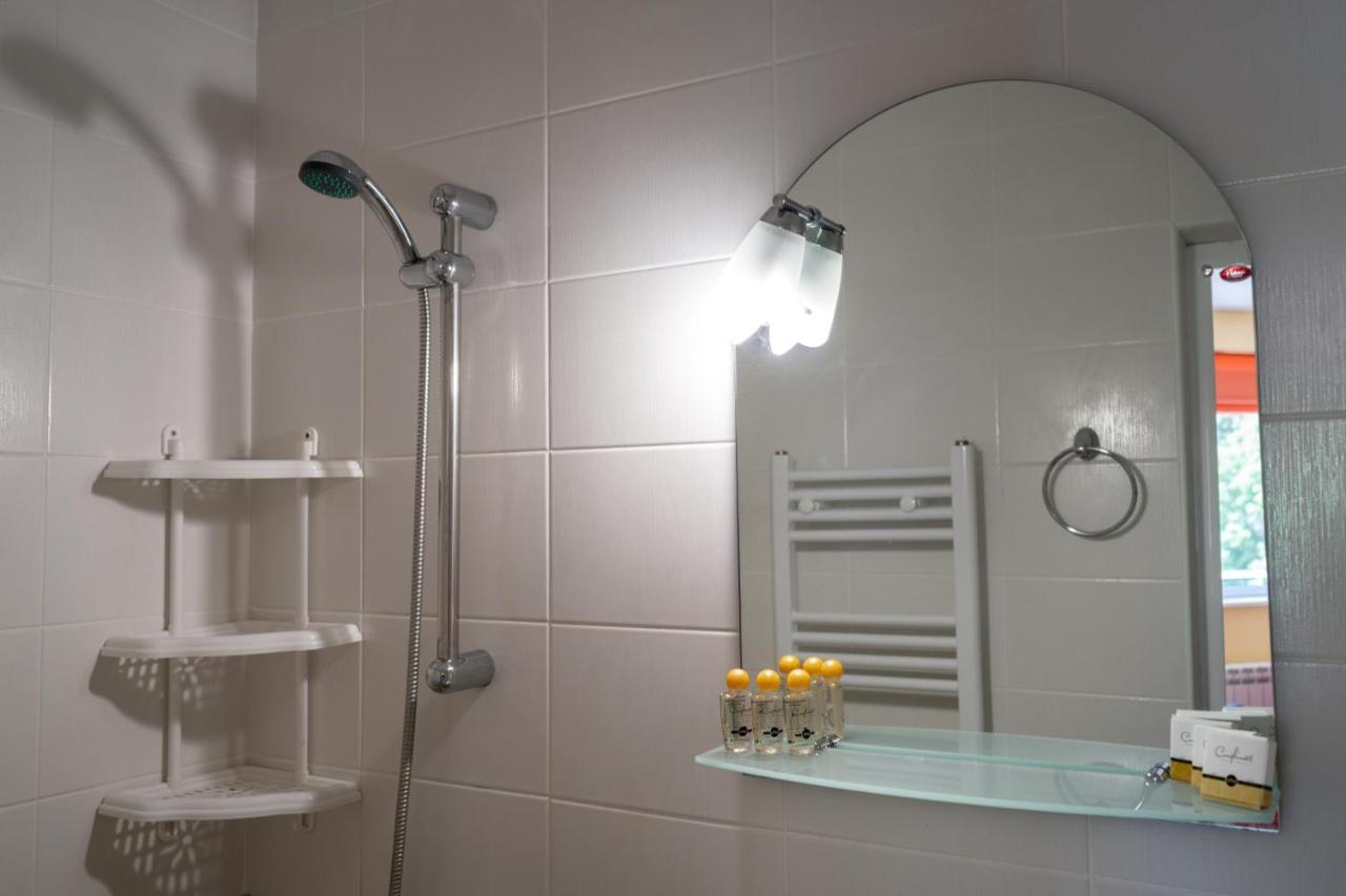 Къща За Гости Slav Hotel Varna Bagian luar foto