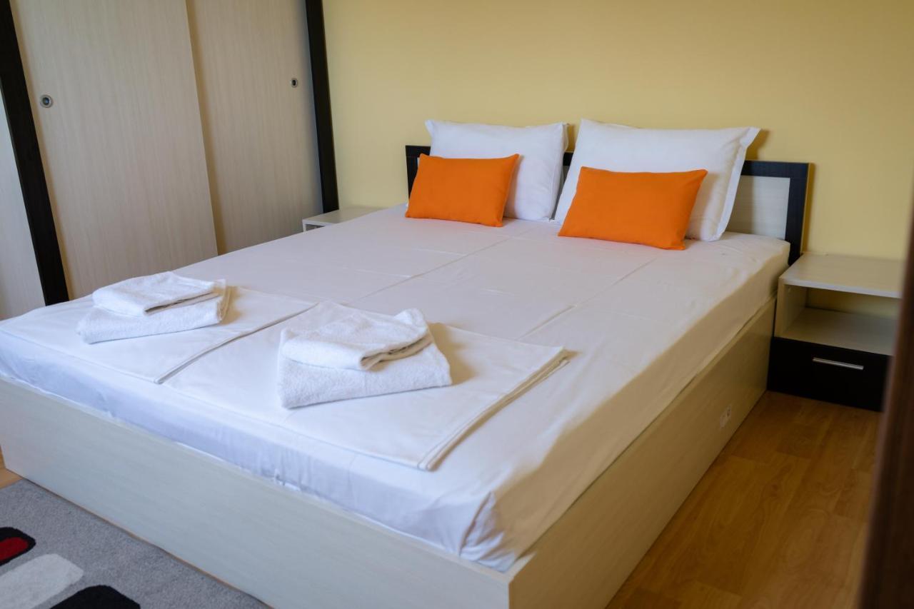 Къща За Гости Slav Hotel Varna Bagian luar foto