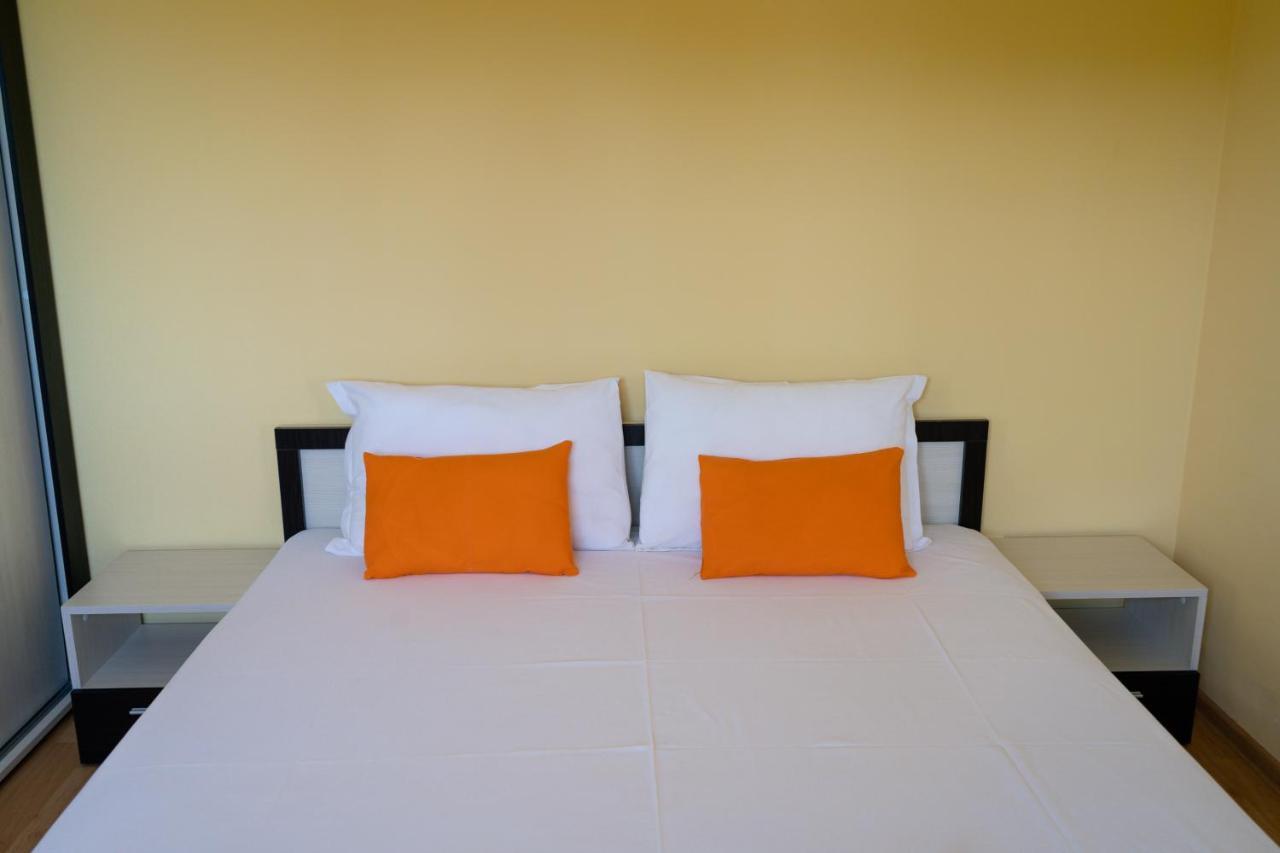 Къща За Гости Slav Hotel Varna Bagian luar foto